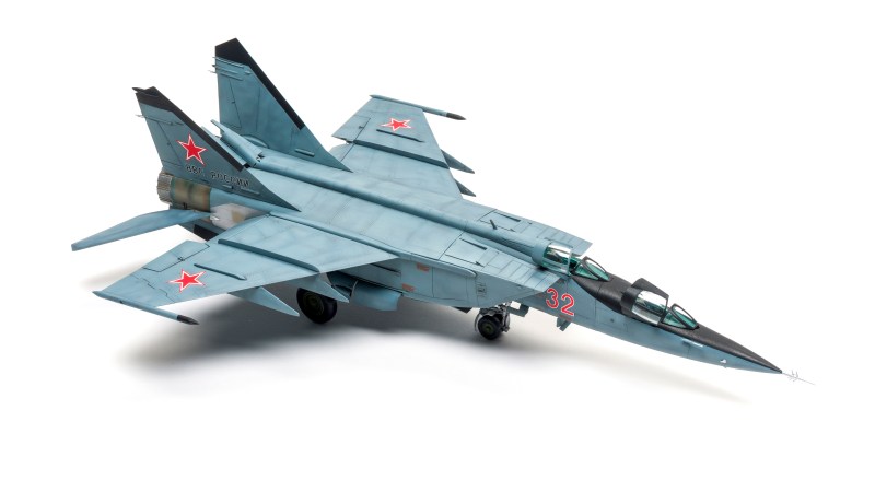 FSMWB0420_KittyHawk_Mig25PU_01