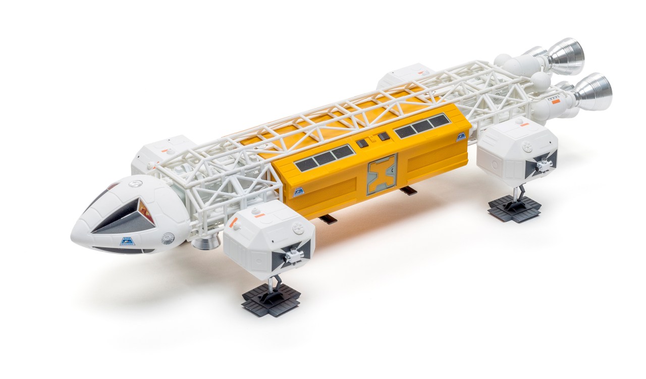 MPC Space: 1999 Eagle transport