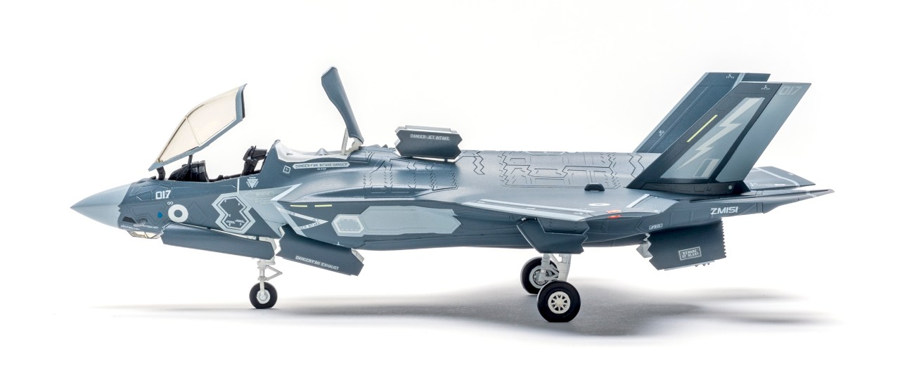 Italeri F-35B Lightning II