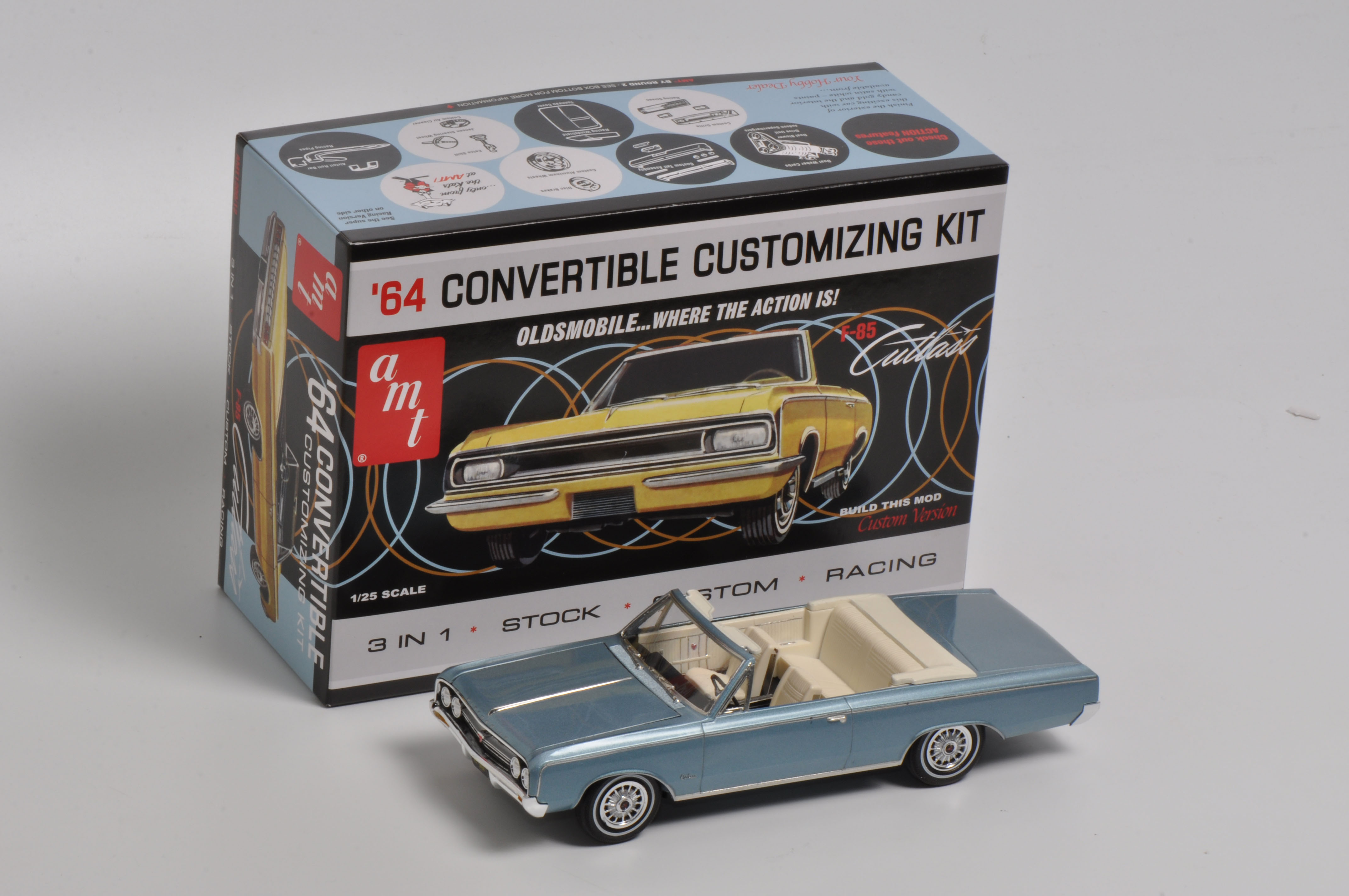 cutlassページ AMT '64 Oldsmobile F-85 Cutlass Convertible Customizing Kit