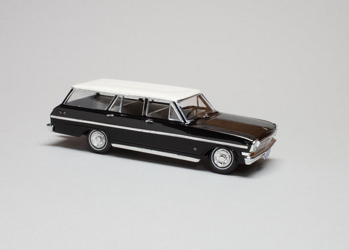 AMT 1/25 scale 1963 Chevy II Station Wagon with trailer model kit review