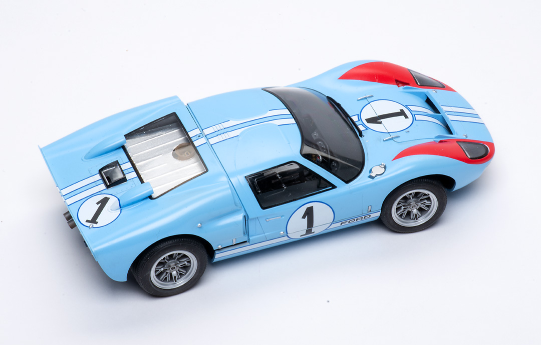 Meng Models 1/24 scale Ford GT40 1966 plastic model kit review