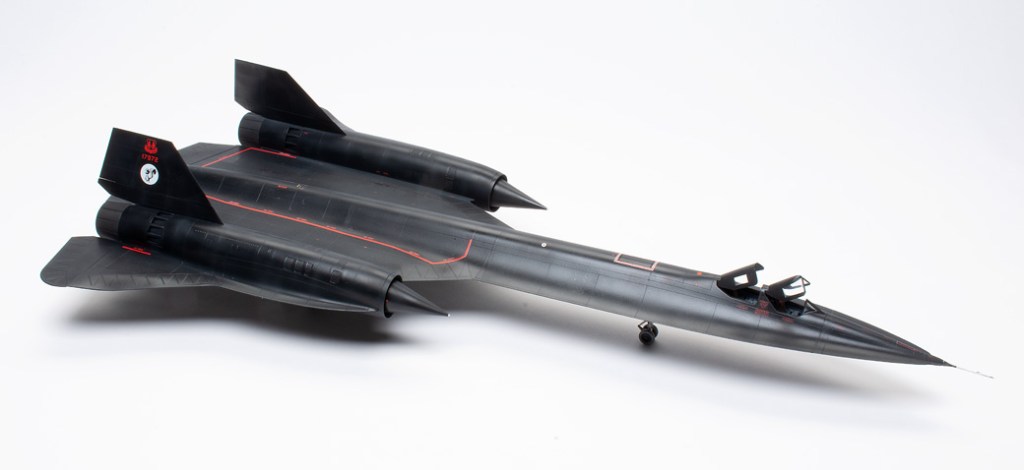Revell 1/48 scale SR-71 Blackbird plastic model kit review