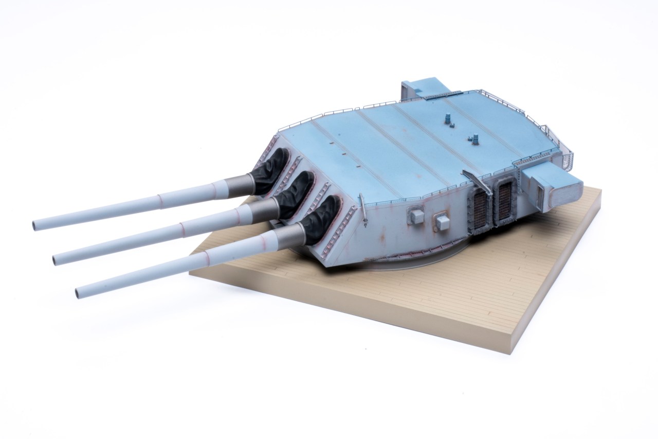 Takom 1/72 scale USS Missouri Mk.7 16”/50 gun turret No. 1 plastic model kit review