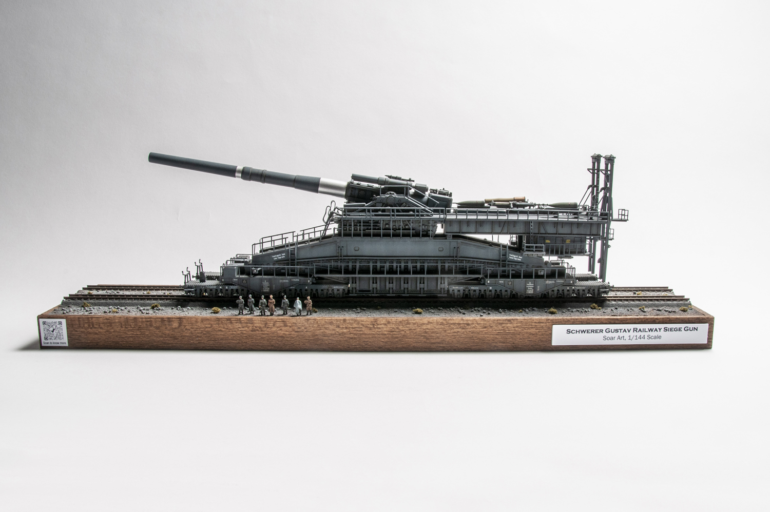 FSDHC0422_24