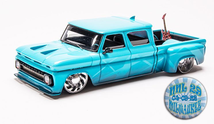 NNL Milwaukee 29 scale auto model show photo gallery