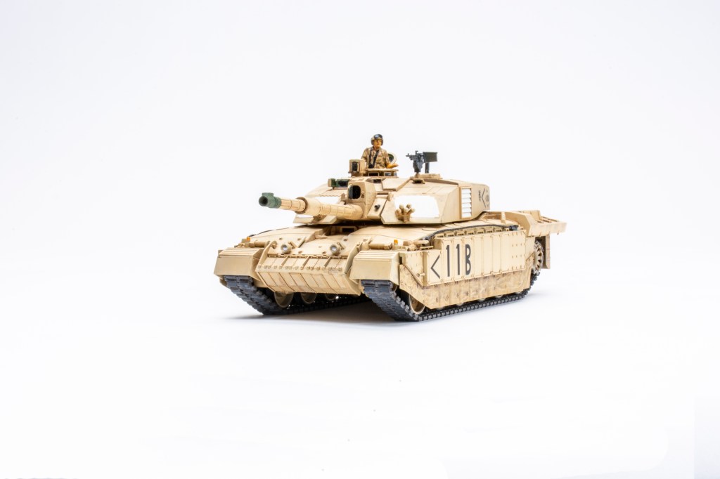 Tamiya 1/48 scale British Tank Challenger II (Desertised) plastic model kit