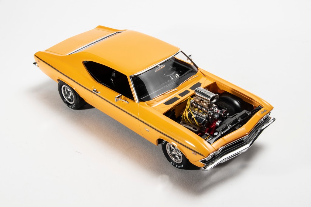 Bandai 1/35 scale ‘The Batman’ Batmobile plastic model review