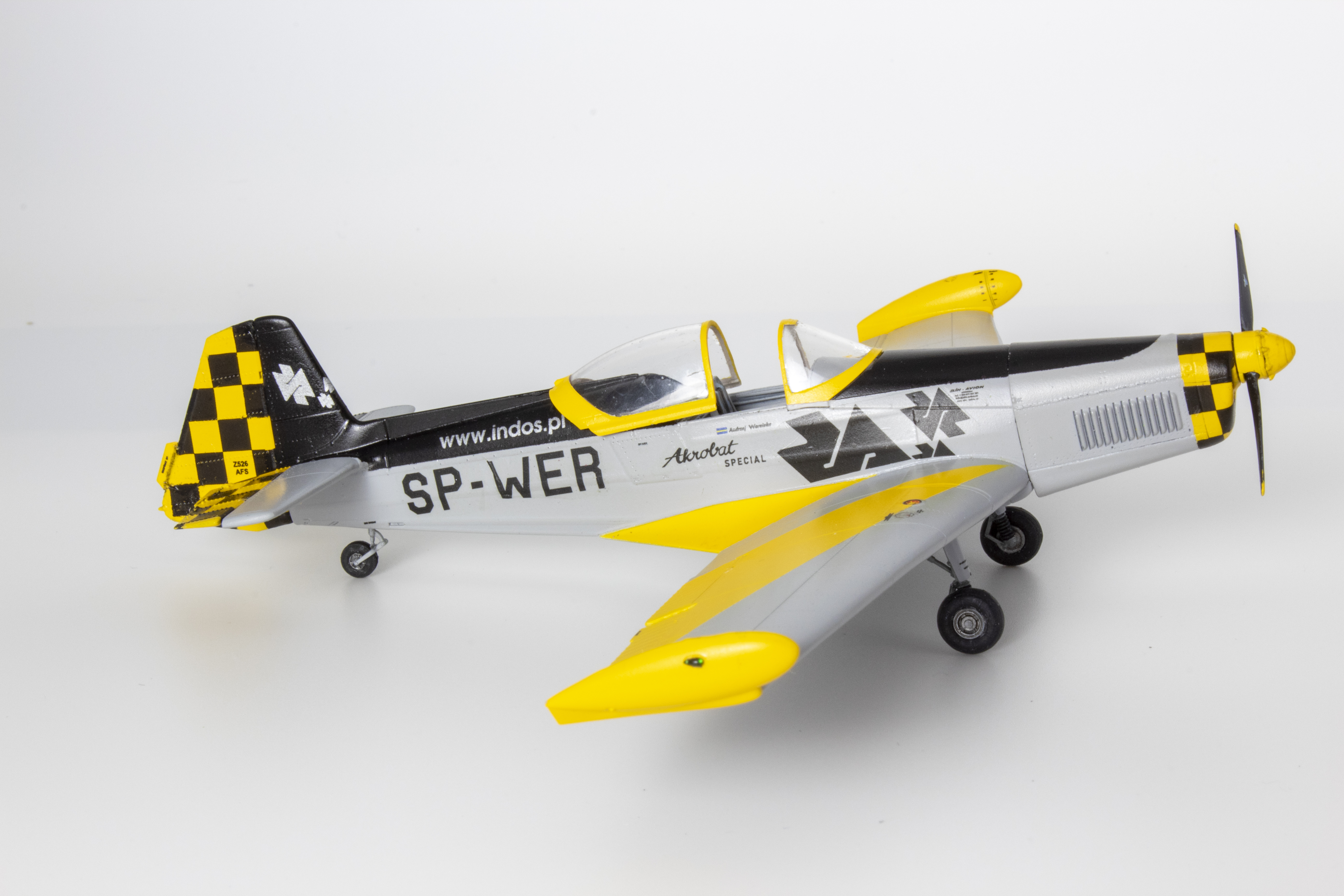 FSDWBC1122_05