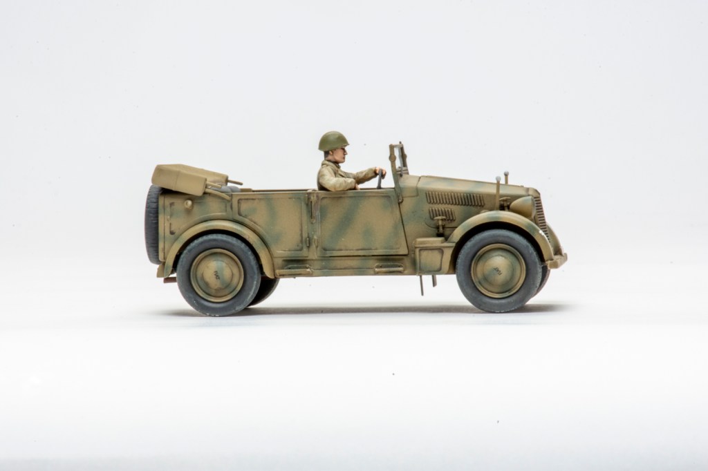 Italeri 1/35 scale Fiat 508 Coloniale plastic model kit review