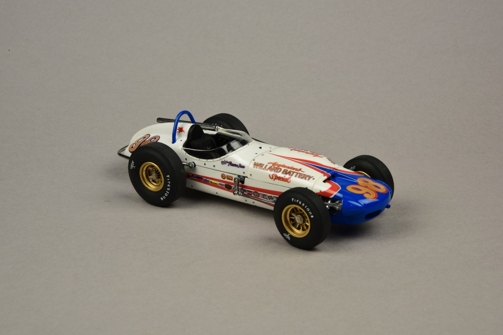 FSDCB1122_09