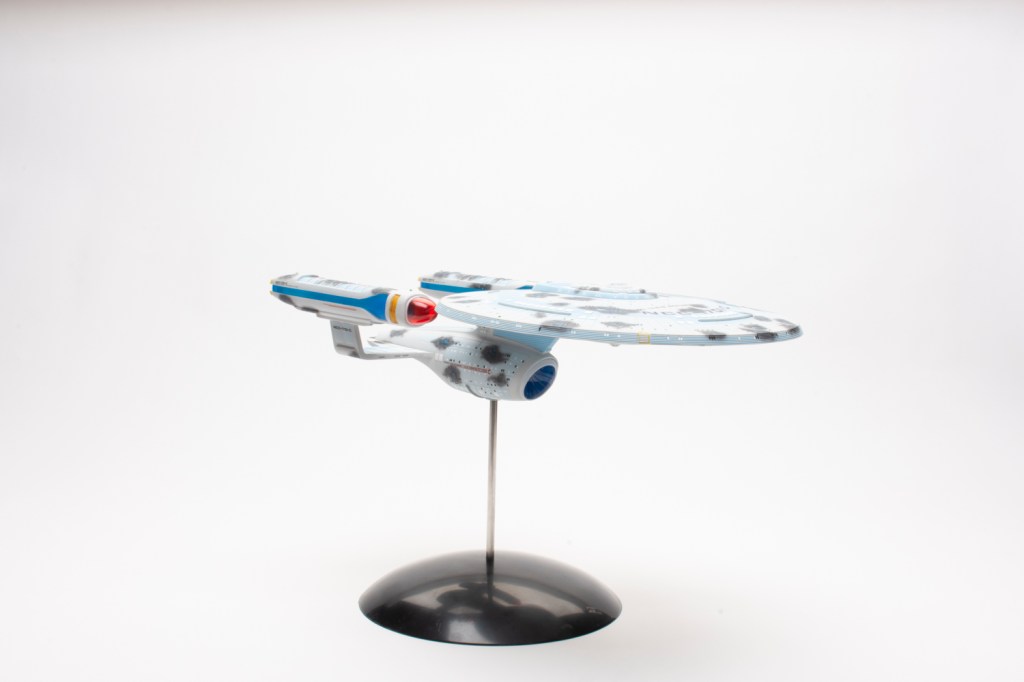AMT 1/1400 scale Star Trek: The Next Generation USS ‘Enterprise’ C plastic model kit review