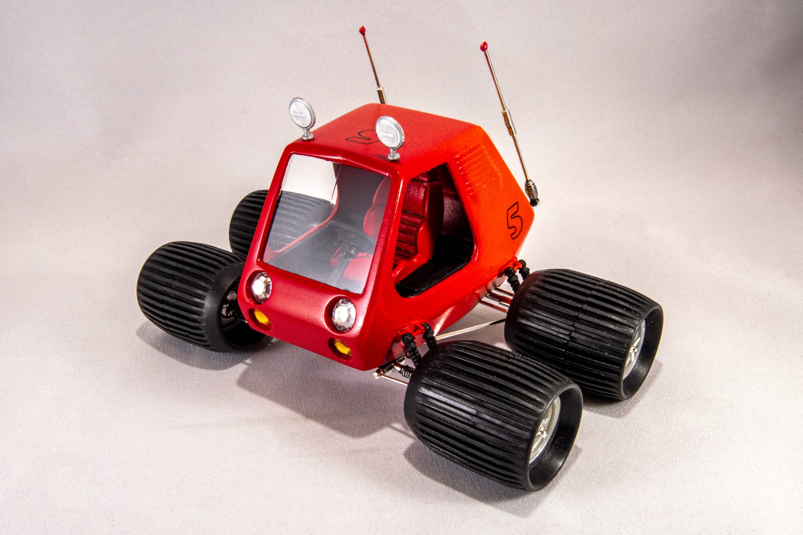FSDNW0223_02