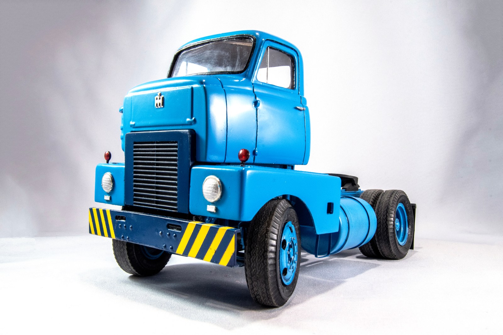 FSDNW0223_25