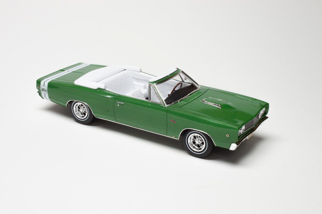 MPC 1/25 scale 1968 Dodge Coronet convertible plastic model kit review