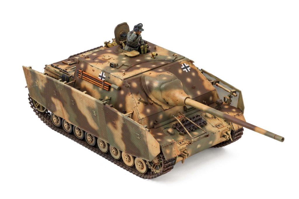 Tamiya 1/35 scale Panzer IV/70(A) plastic model kit review