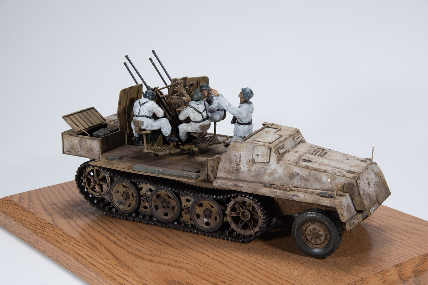 FSDAM0523_15