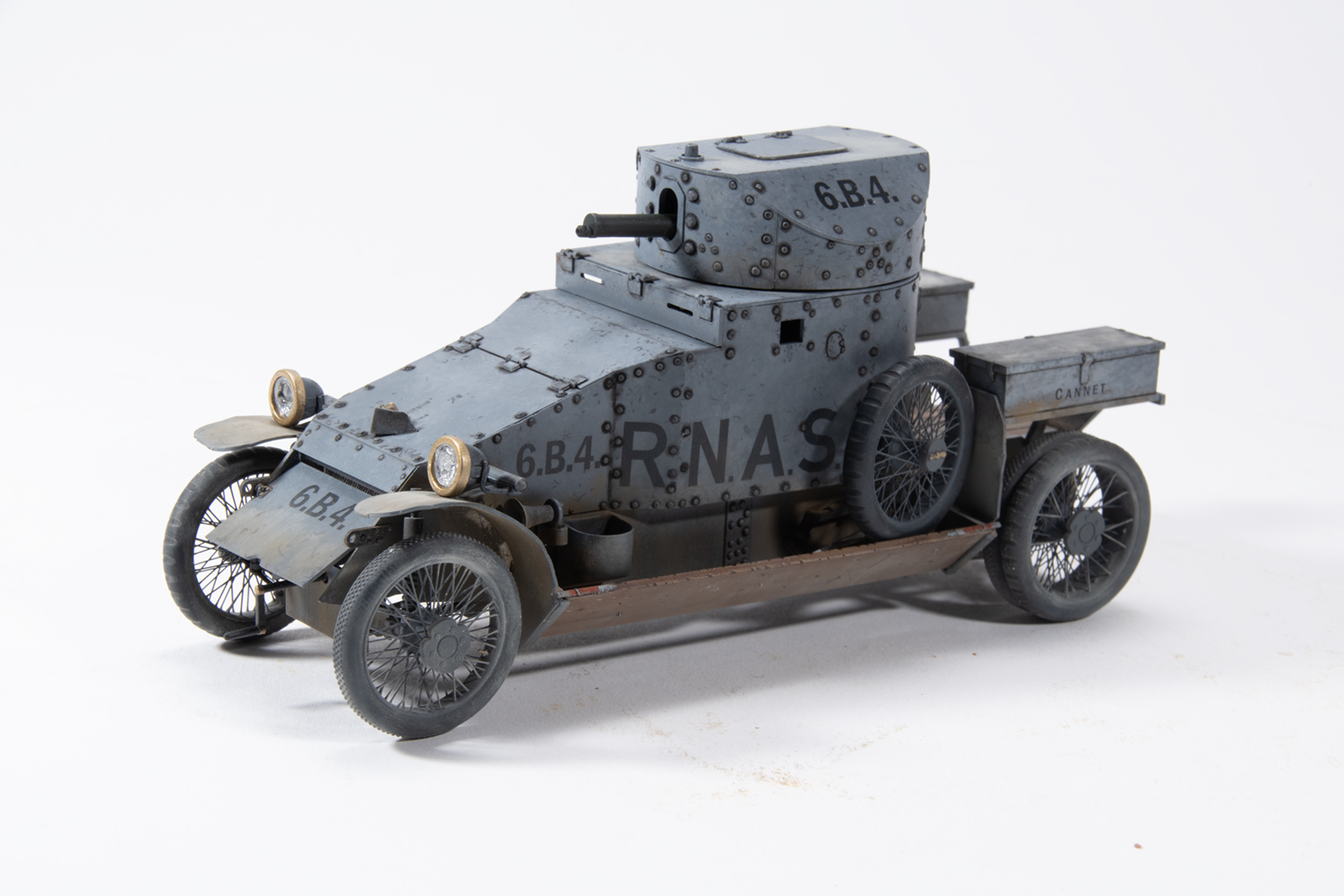 FSDAM0523_21