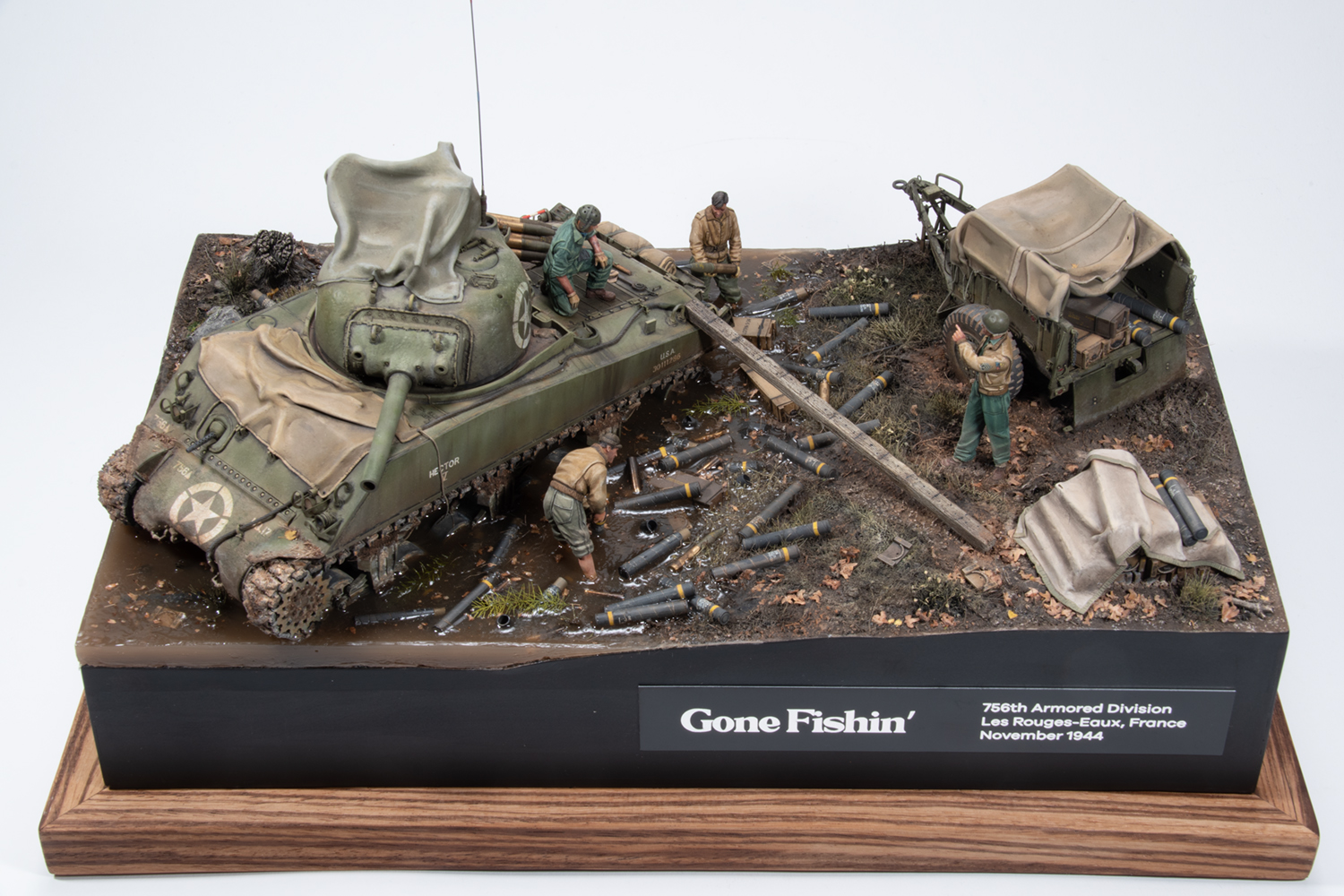 FSDAM0523_32