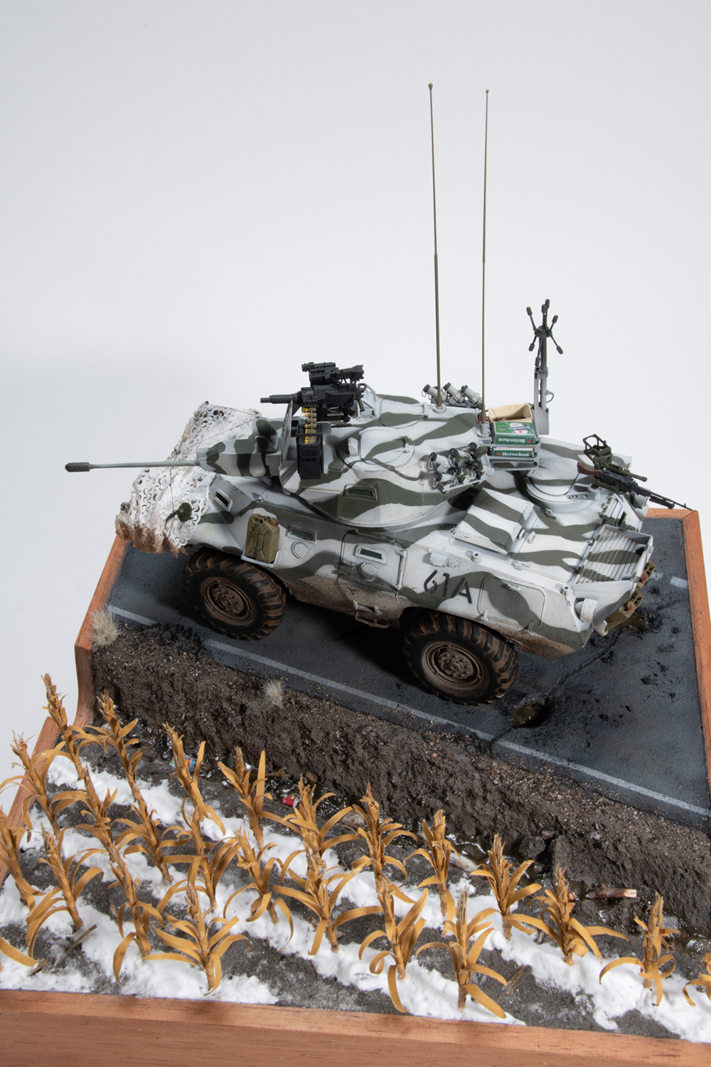 FSDAM0523_51