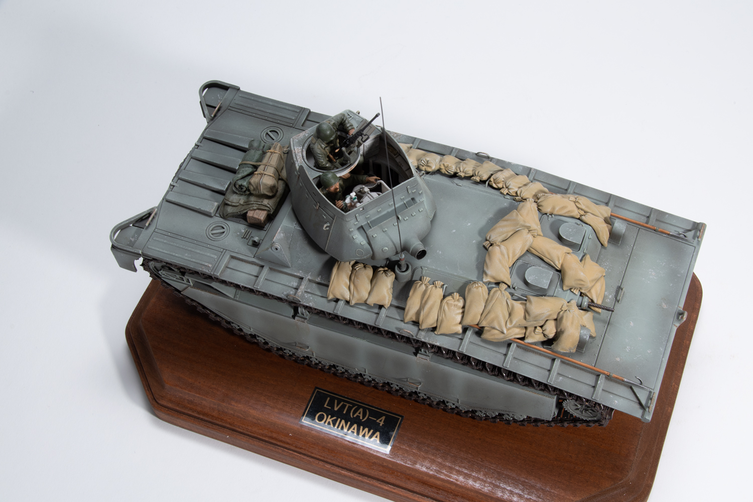 FSDAM0523_53
