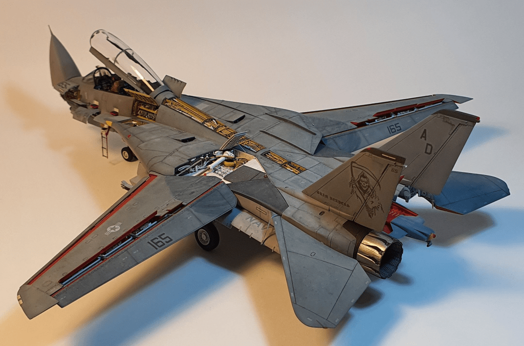 Build a Model Month online model contest photo gallery