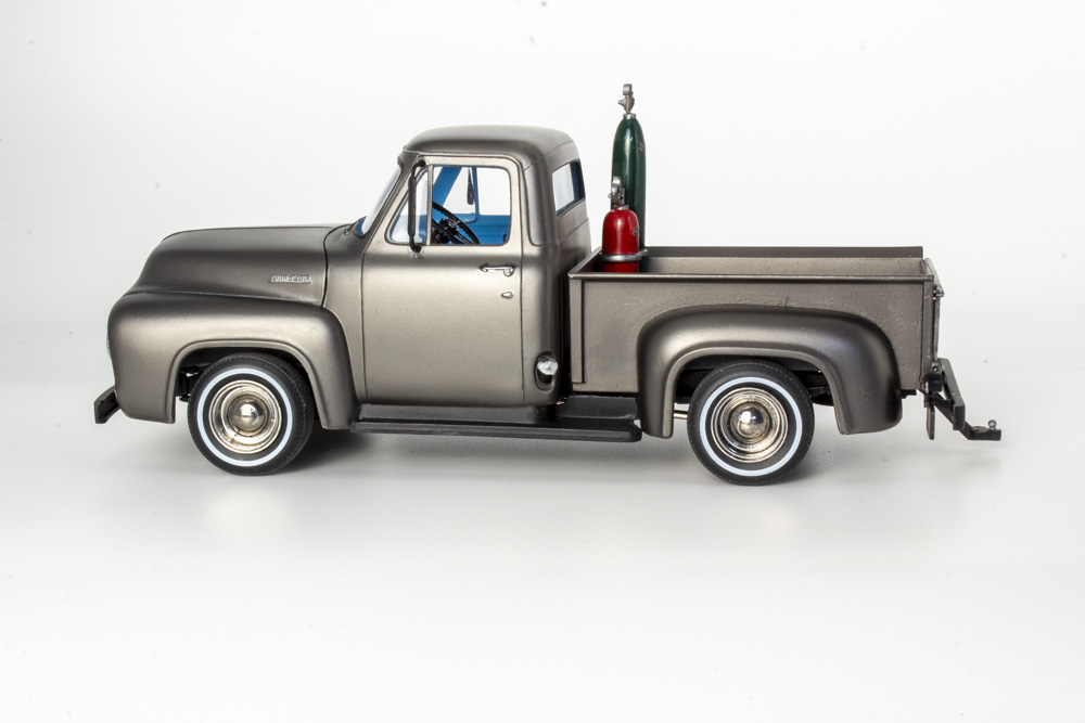 AMT 1/25 scale 1953 Ford pickup “Modified Stocker Hauler” Gulf
