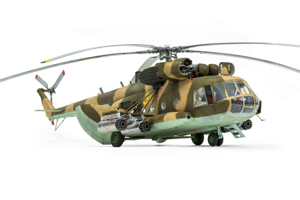 Zvezda 1/48 scale Mil Mi-8MT “Hip” helicopter plastic model kit review