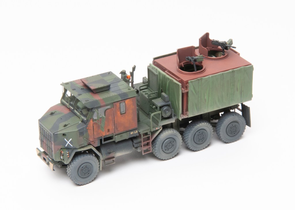 Takom 1/72 scale M1070 gun truck plastic model kit review