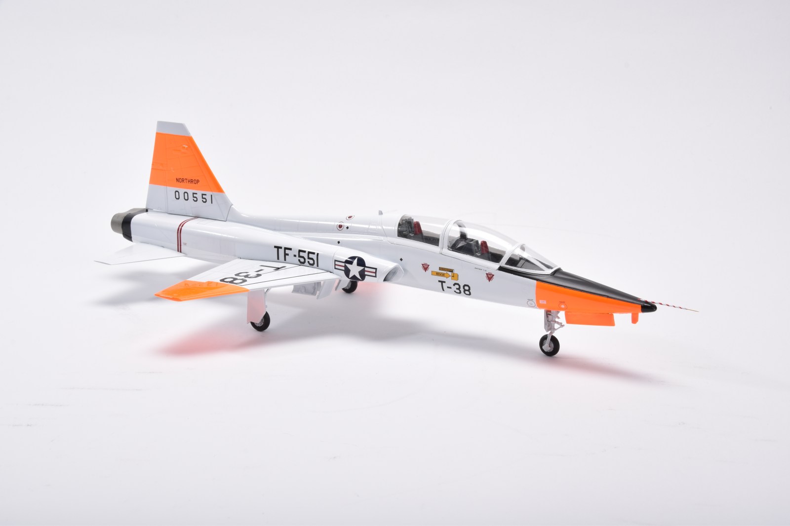 FSDBO1123_22