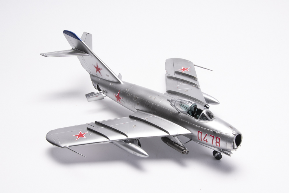 Ammo by Mig Jimenez 1/48 scale MiG-17F Fresco C Premium Edition plastic model kit review