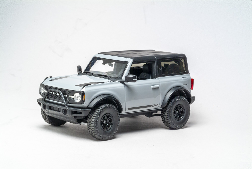 AMT 1/25 scale 2021 Ford Bronco First Edition plastic model kit review