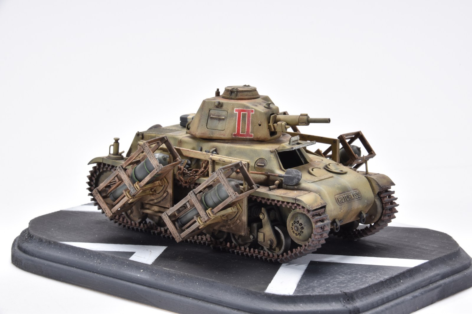 FSDHC0424_32