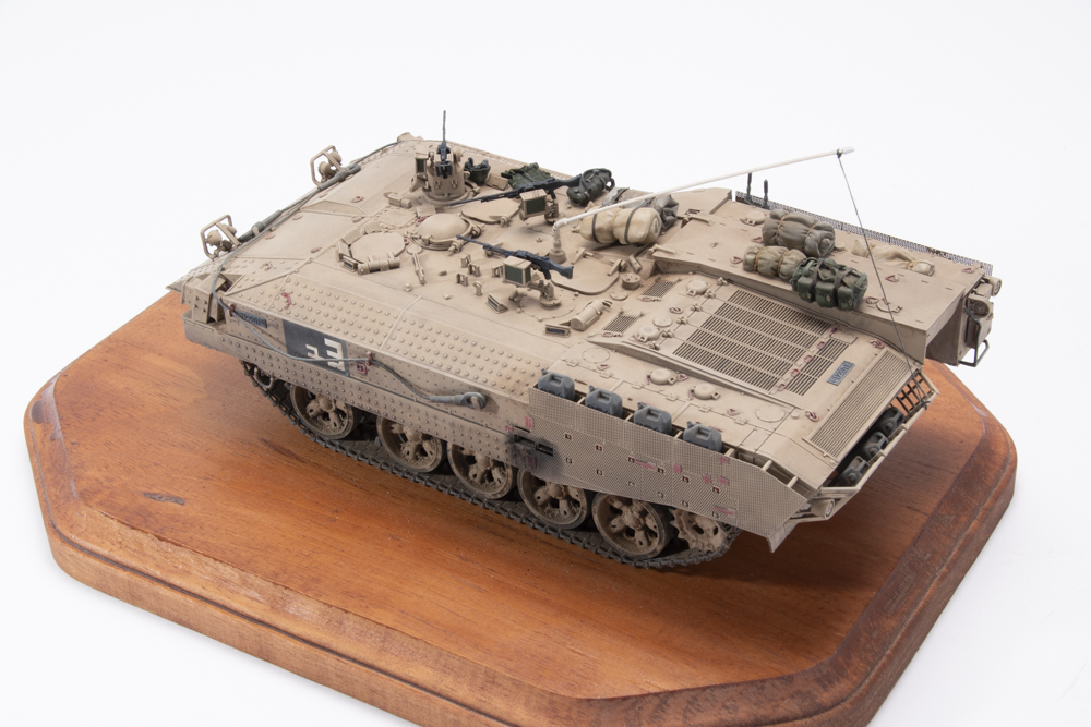 FSDAM0524_22