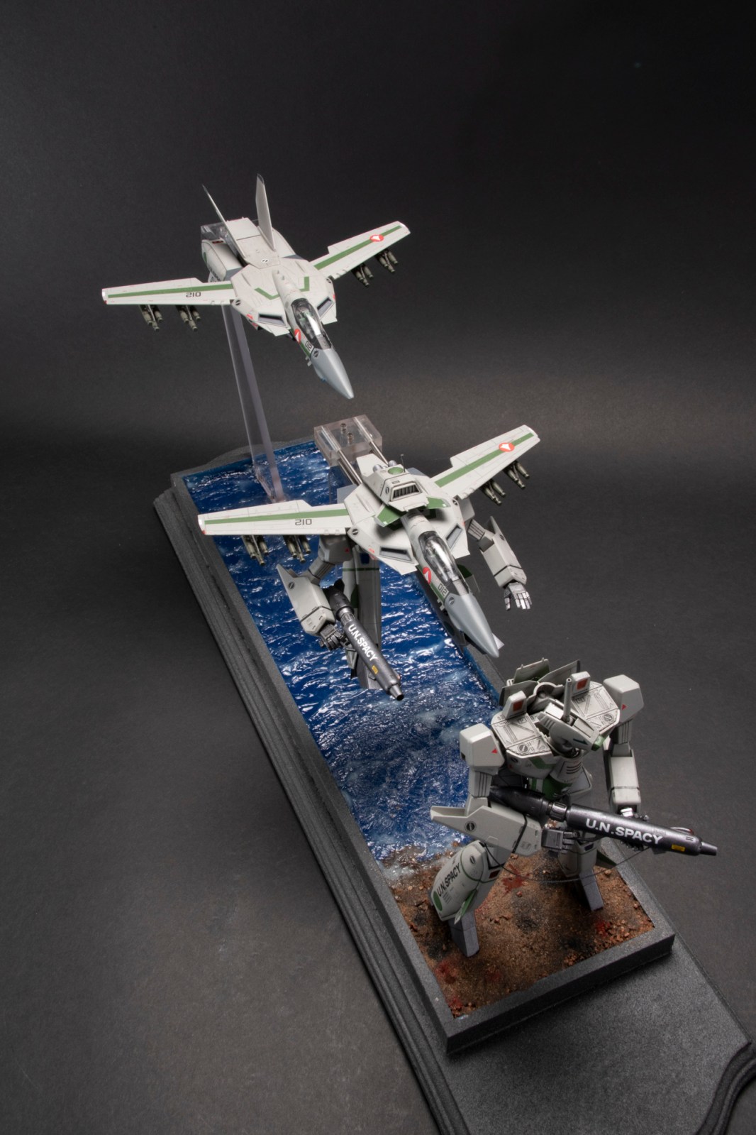 FSDWF0624_12