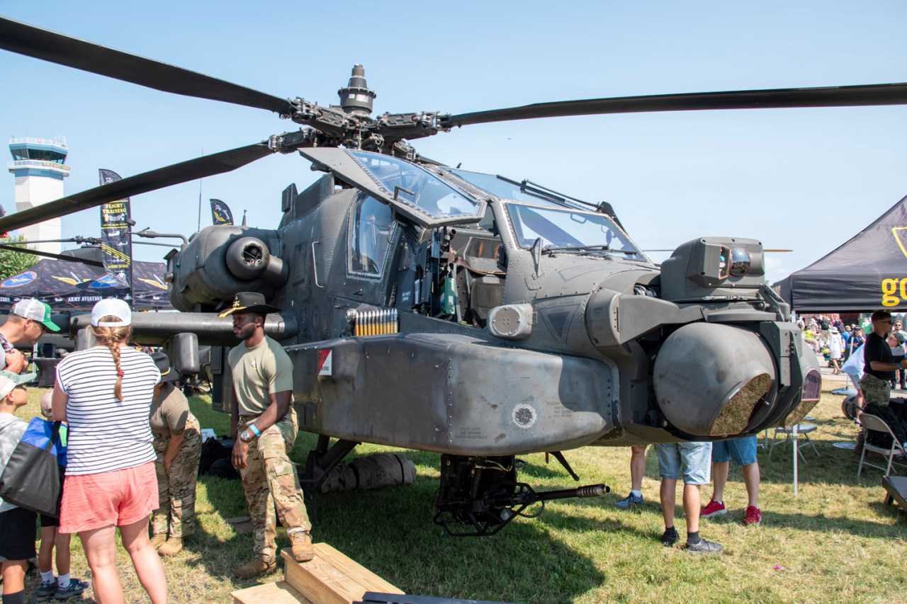 Boeing AH-64 Apache Walkaround