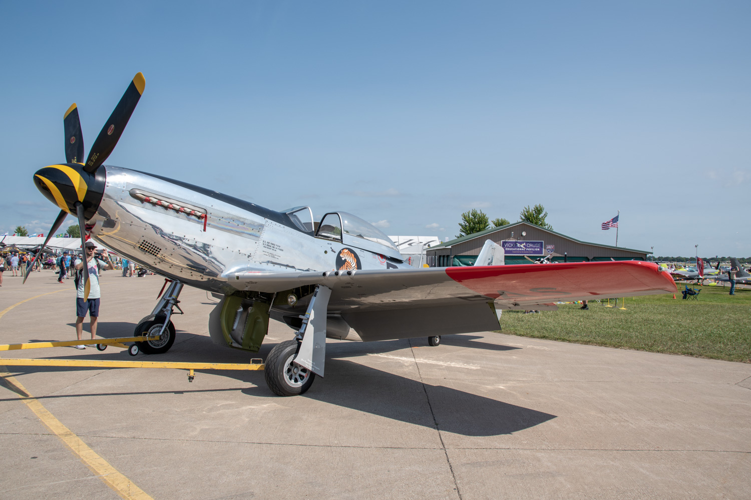 FSDWAA0924_02