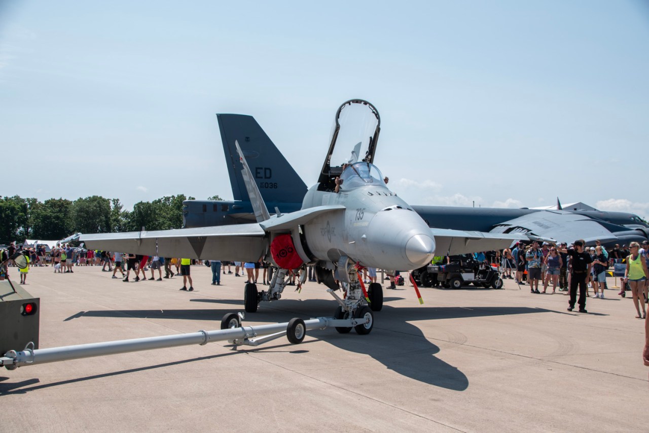 McDonnell Douglas CF-18 Hornet walkaround