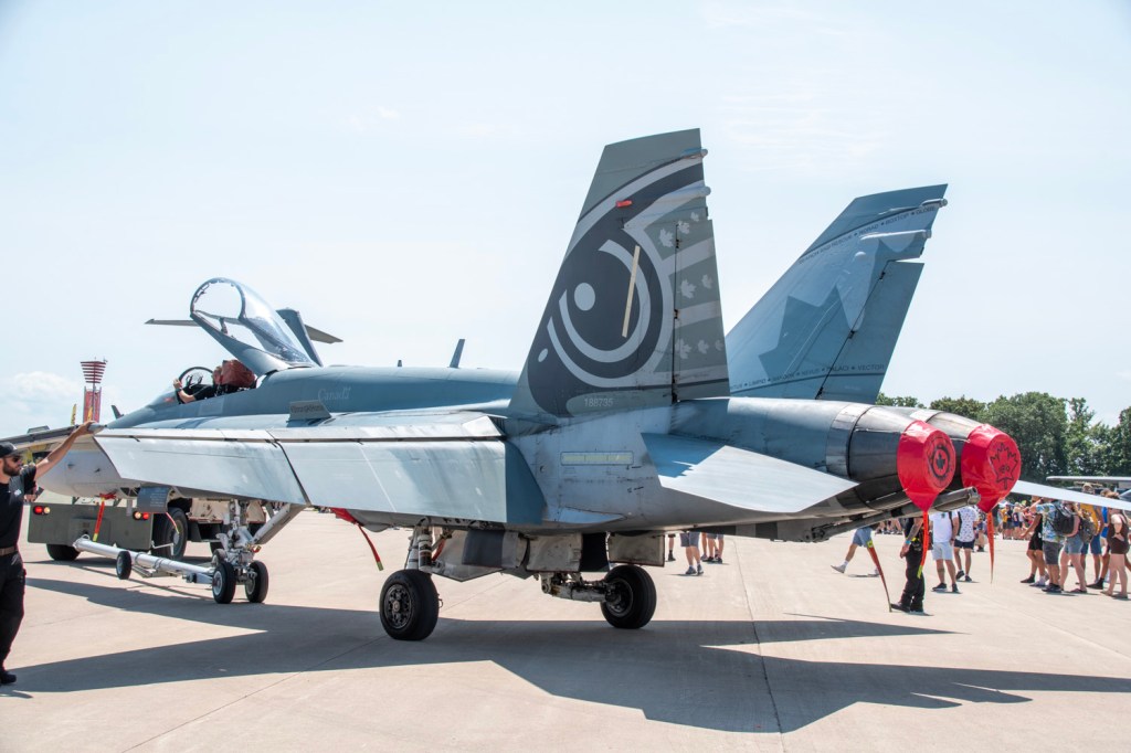 McDonnell Douglas CF-18 Hornet walkaround