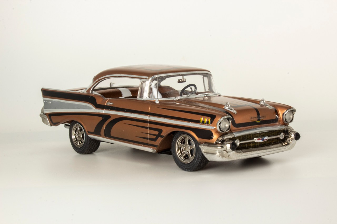 AMT 1/25 scale 1957 Chevy Bel Air Street Machine plastic model kit review