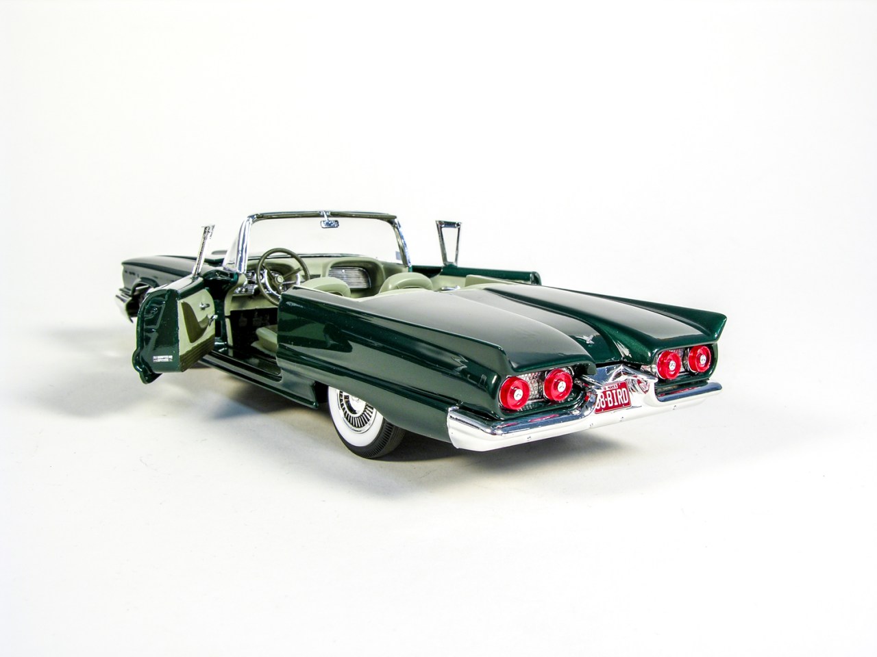 30th annual Classic Plastic Model Club Model Car Exhibition photo gallery