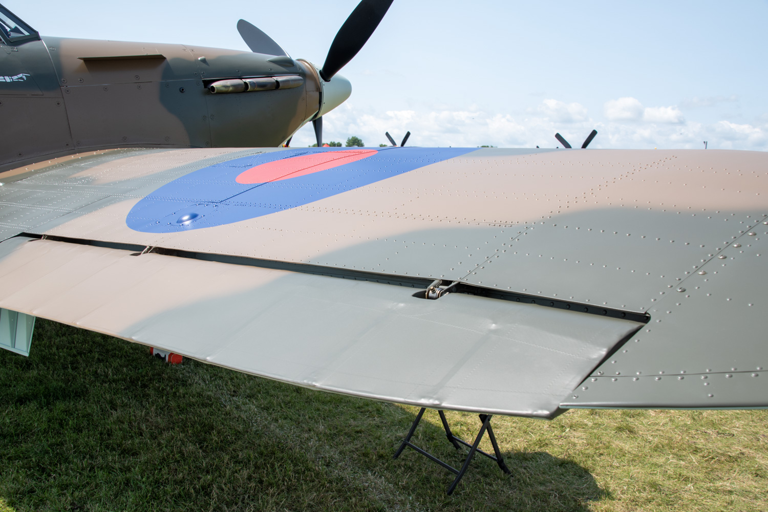 fsdwae0824_03