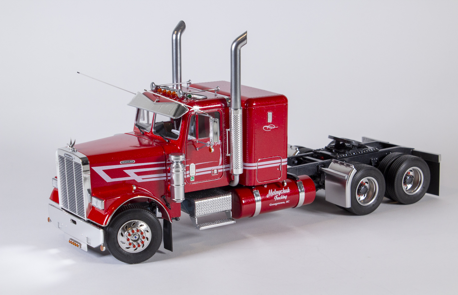 FSDHS0625_30
