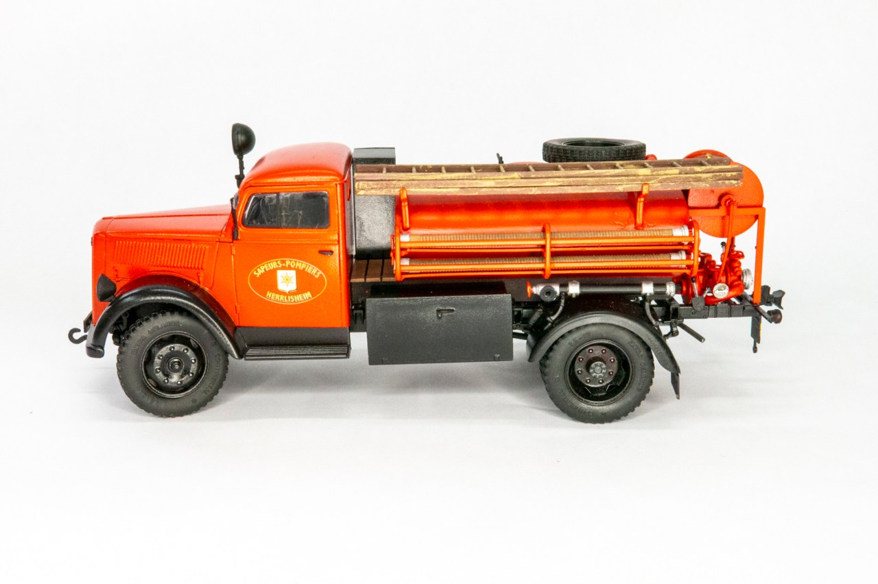 Italeri 1/24 scale Opel Blitz fire truck plastic model kit review