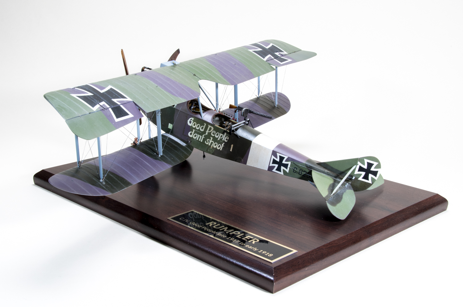 FSDMW0925_04