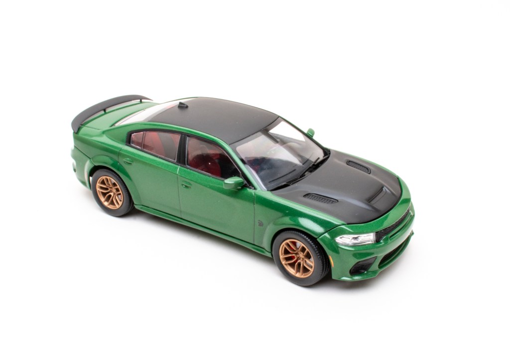 AMT 1/25 scale 2021 Dodge Charger Hellcat Redeye widebody plastic model kit review