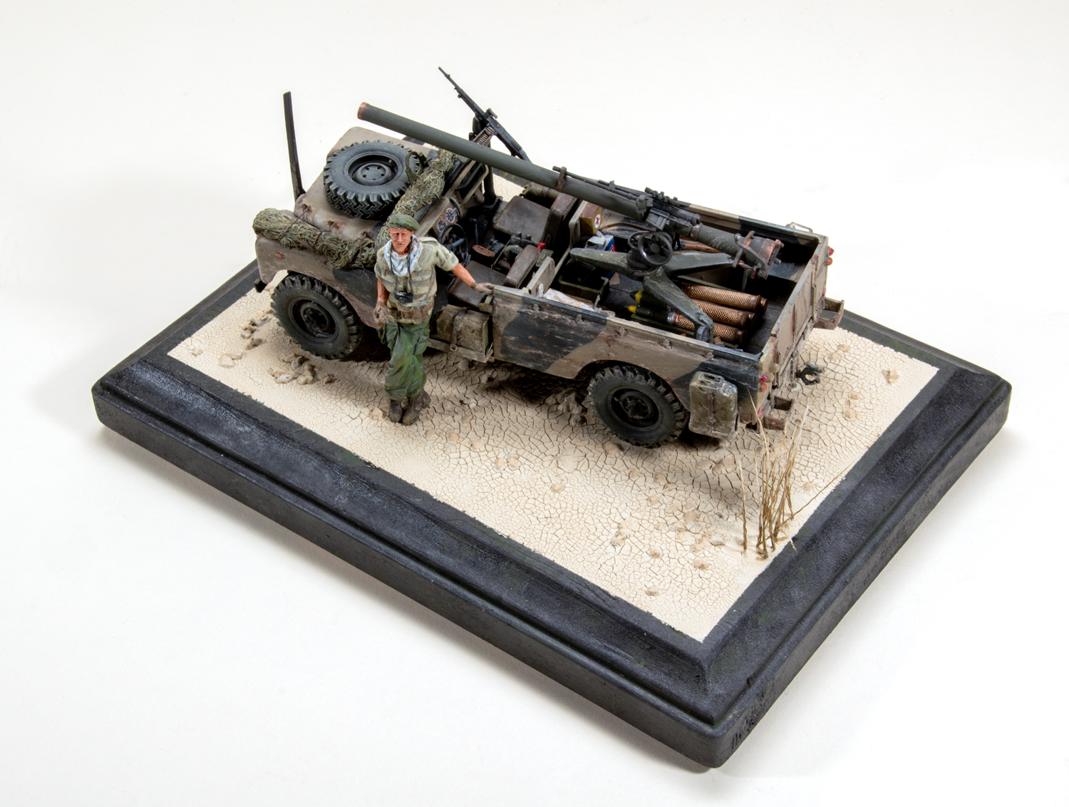 FSDAMPS0526_19