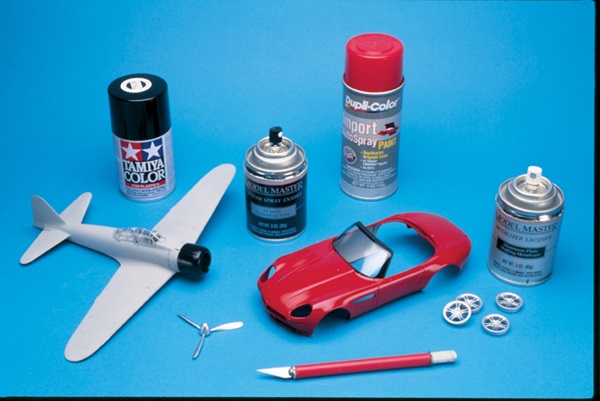 How to paint your scale model and apply decals