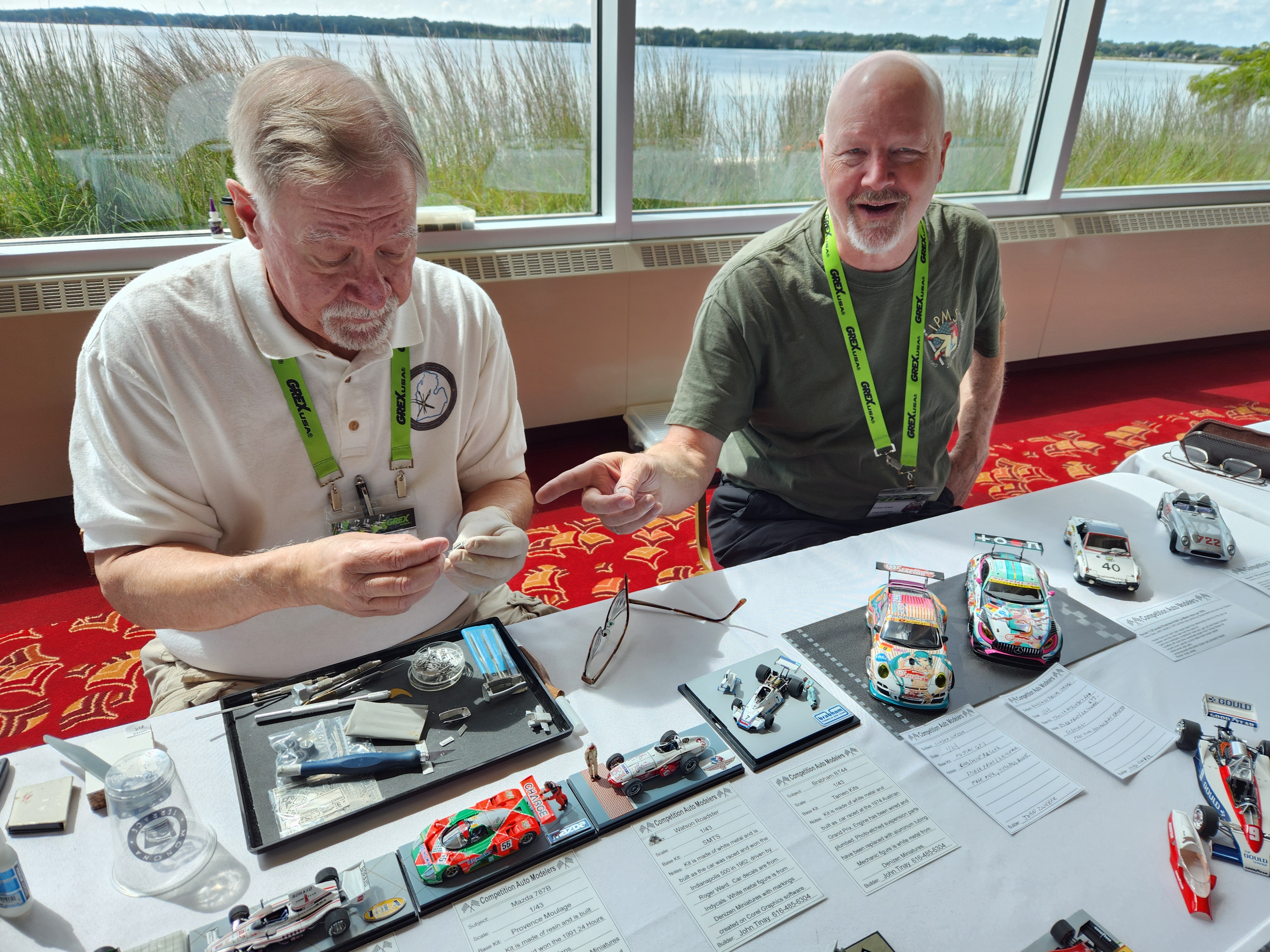 05JohnTinayEvanJonesncars