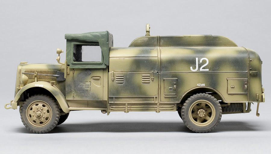35 scale Kfz 385 Tankwagen_5